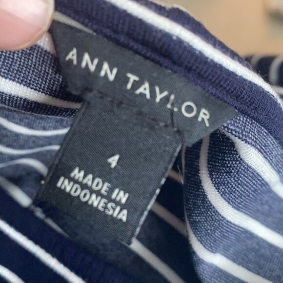 ANN Taylor double bell sleeve striped dress - Picture 7 of 8